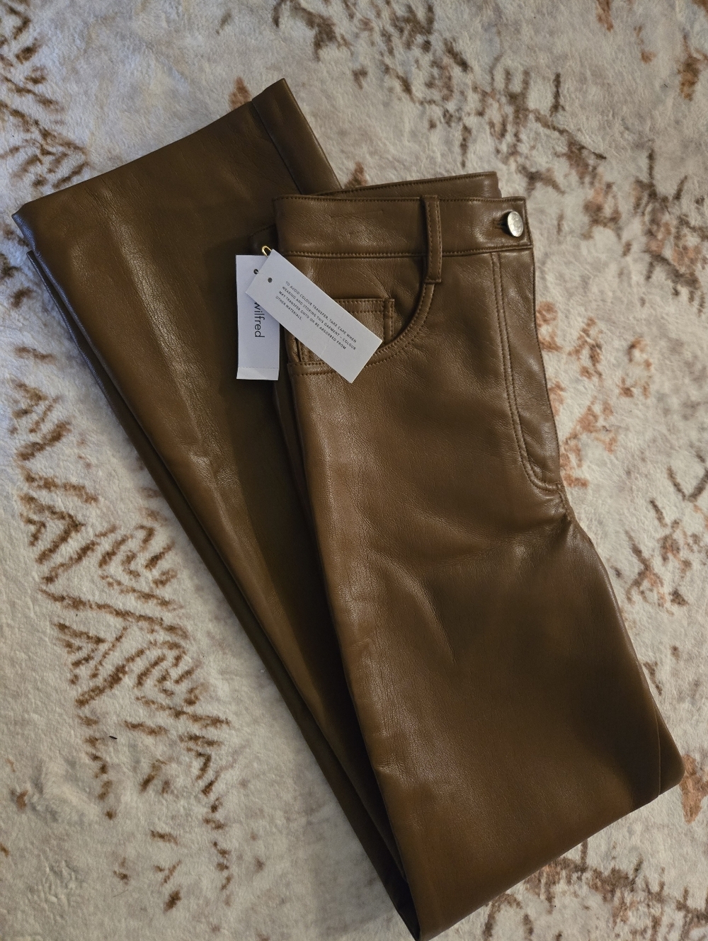 Wilfred by Aritzia The Melina Pant Vegan Leather Patina Brown Size 6 NWT - Picture 6 of 11